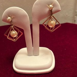 Vintage screw back earrings hanging caged costume pearls